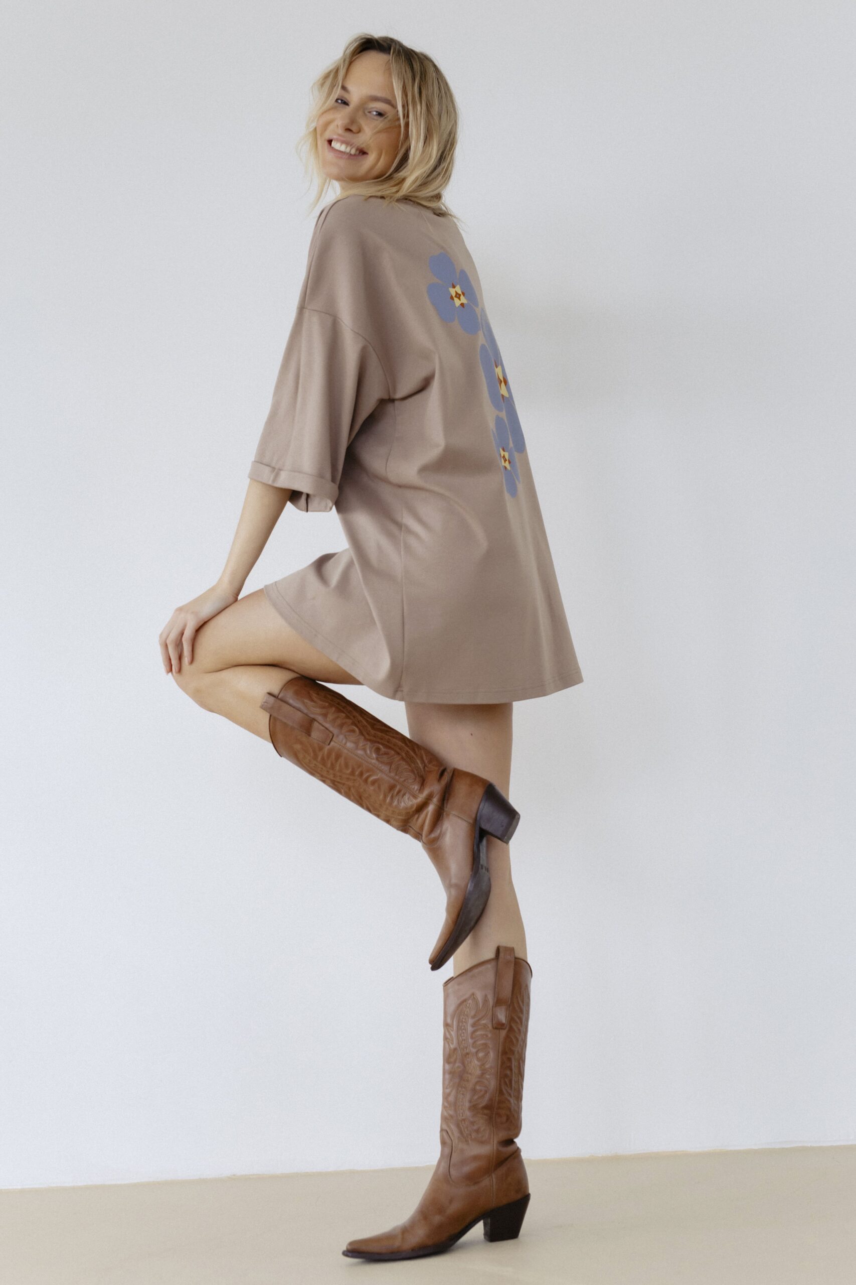 T-shirt Allie Blue Bloom - Obraz 5